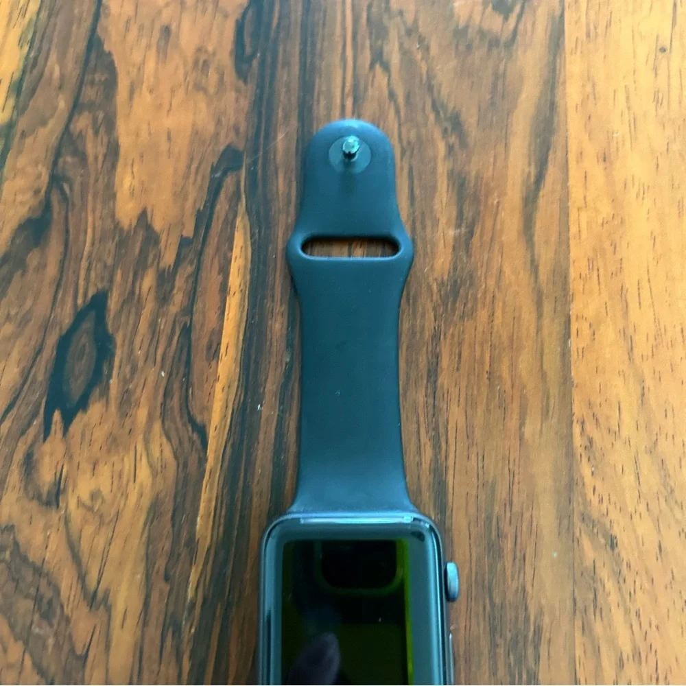 Like New Apple Watch Series 3 Space Gray 42mm Black Straps